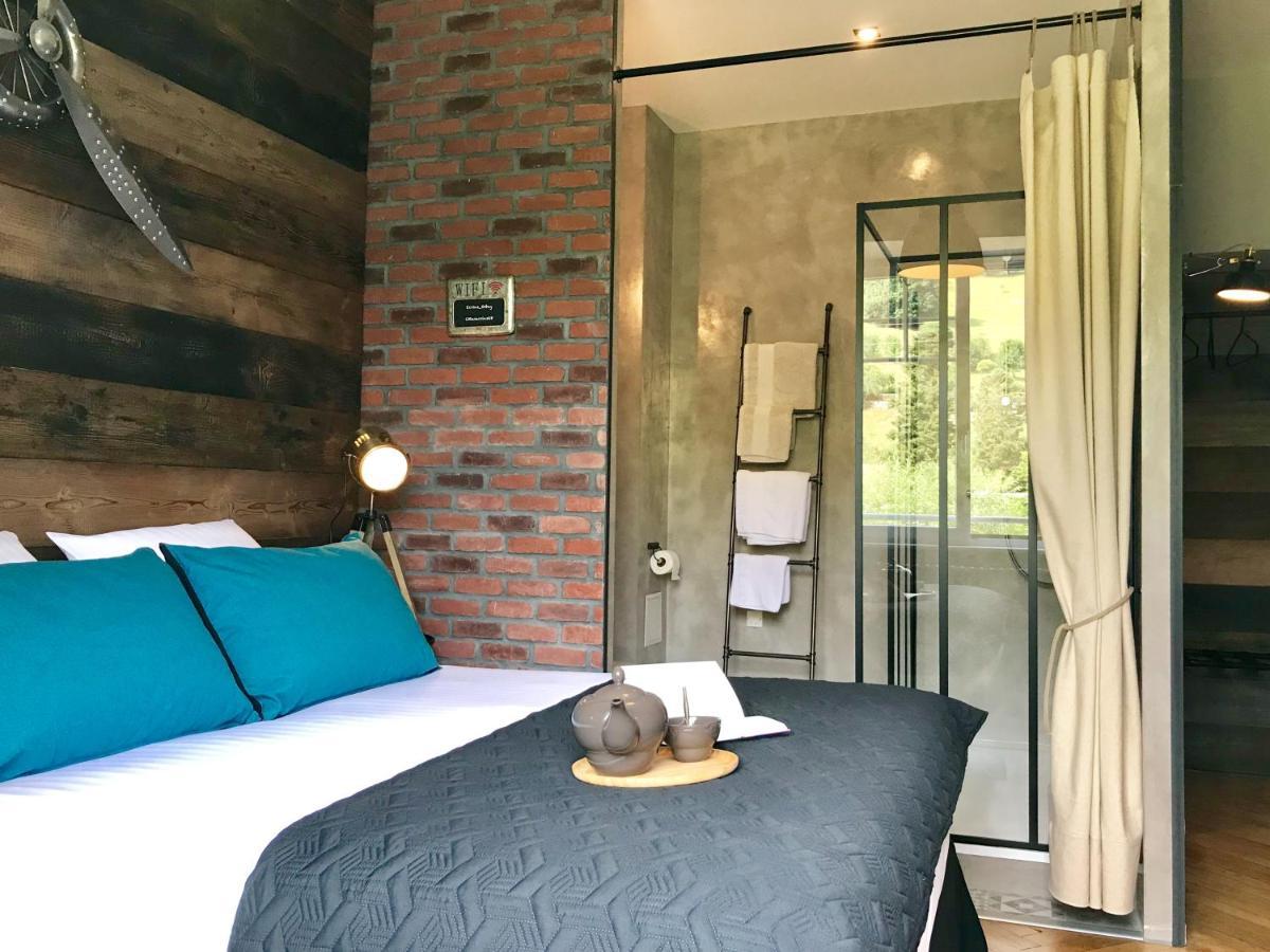 Chambres D'Hotes Les Ecrins Orbey Ruang foto